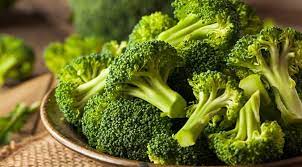 There are many health benefits associated with broccoli for men